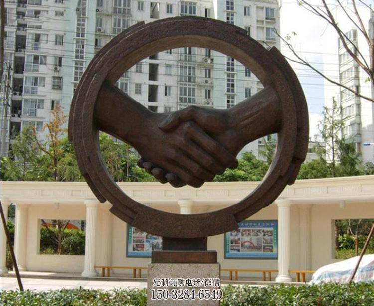 喷漆握手雕塑 中式村口雕塑 草地诚信雕塑 喷漆握手雕塑 中式村口雕塑 草地诚信雕塑