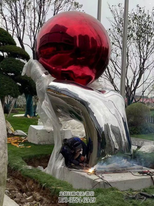 大型火球雕塑制造,透雕系列,手托火球雕塑承接 大型火球雕塑制造,透雕系列,手托火球雕塑承接
